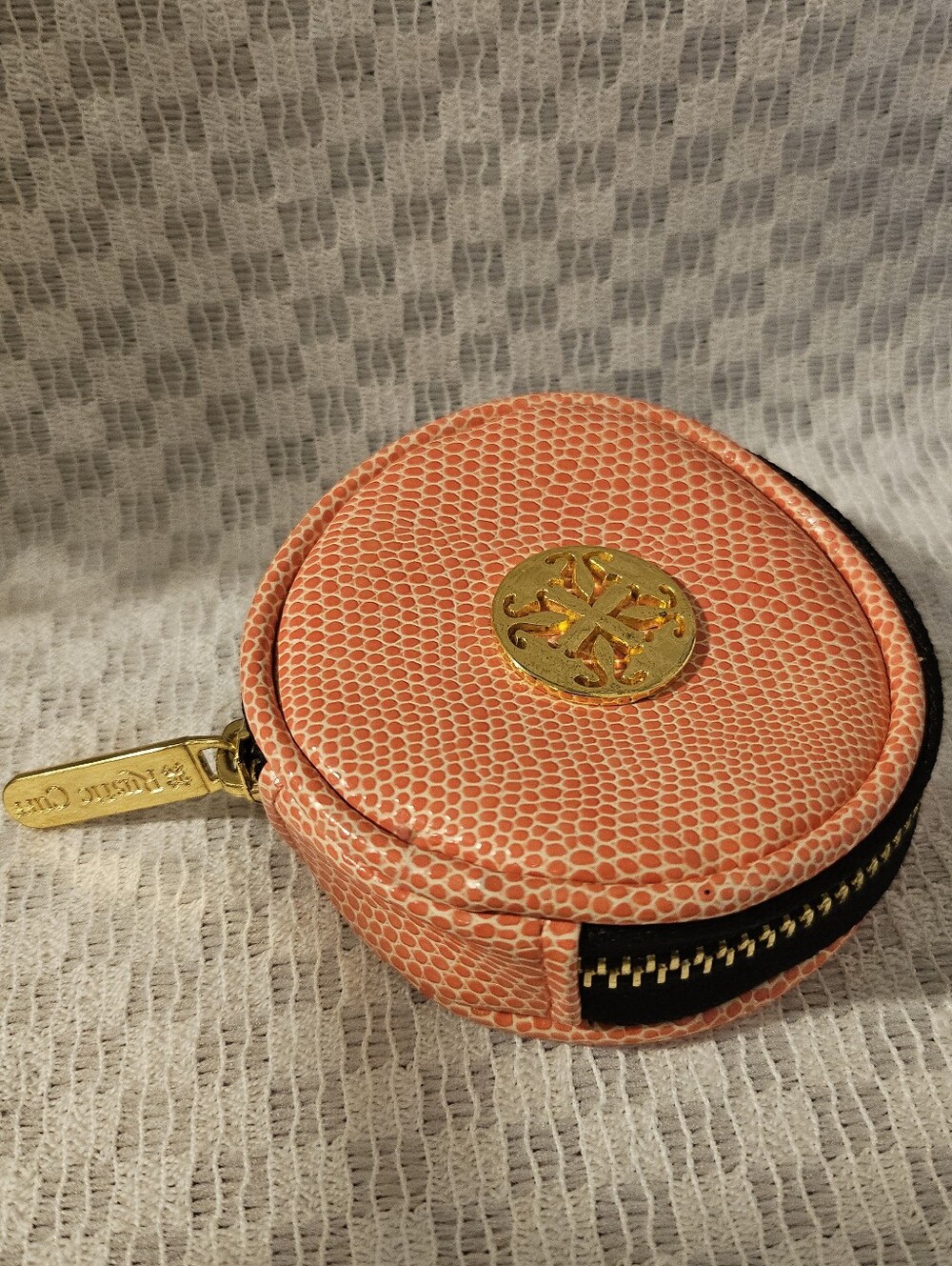 Rustic Cuff Pouch